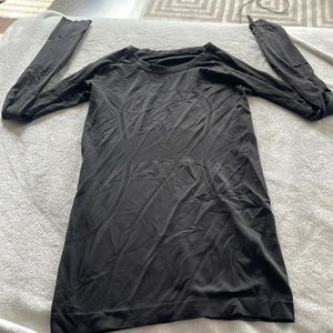 Lululemon athletica swiftly tech long sleeve